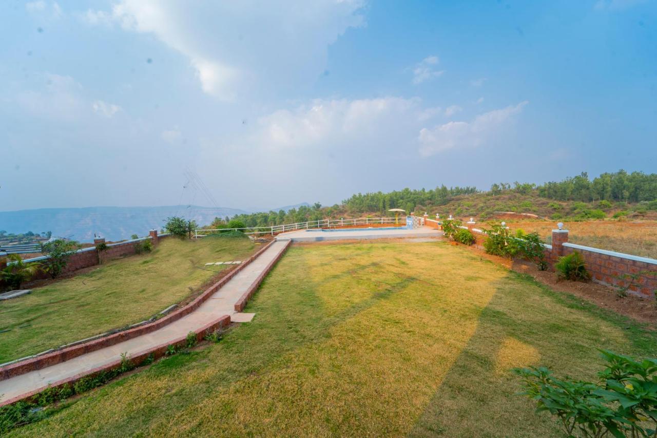 Vrindavan Resort 马哈巴莱斯赫瓦尔 外观 照片
