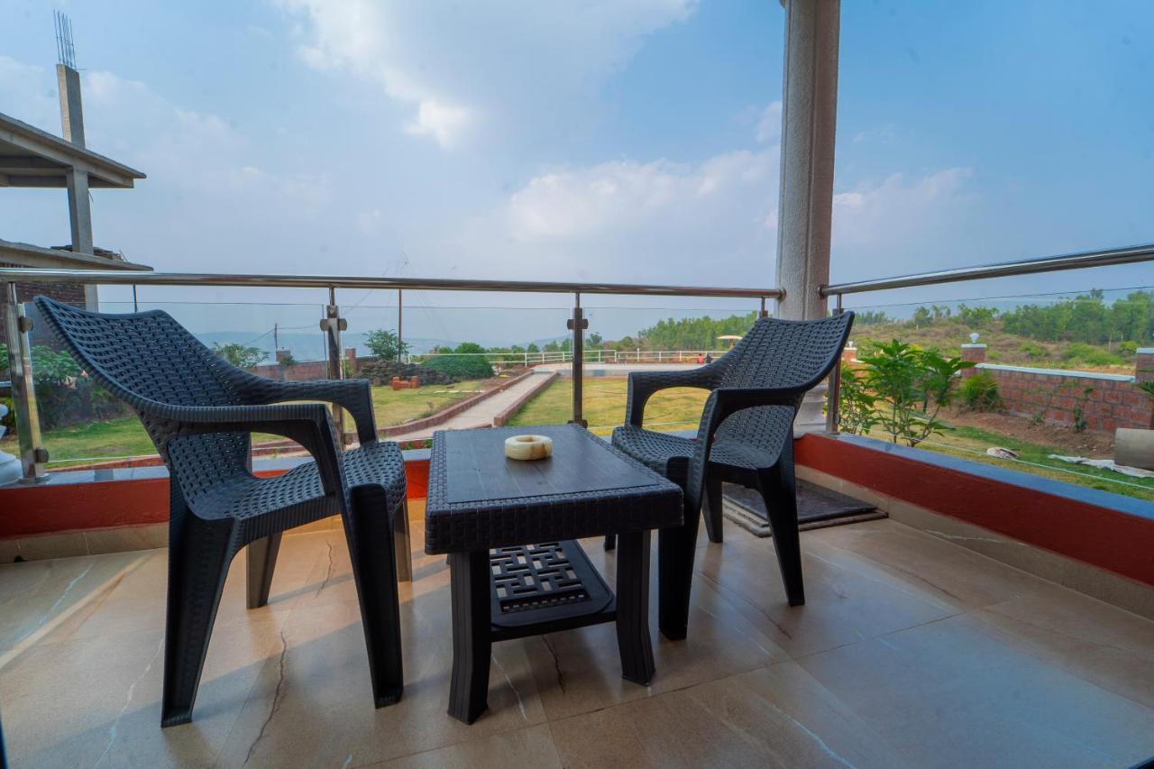 Vrindavan Resort 马哈巴莱斯赫瓦尔 外观 照片