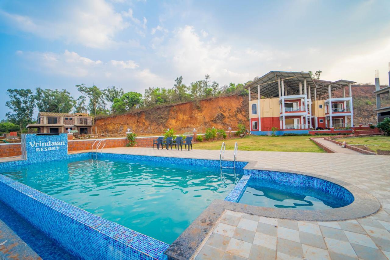 Vrindavan Resort 马哈巴莱斯赫瓦尔 外观 照片